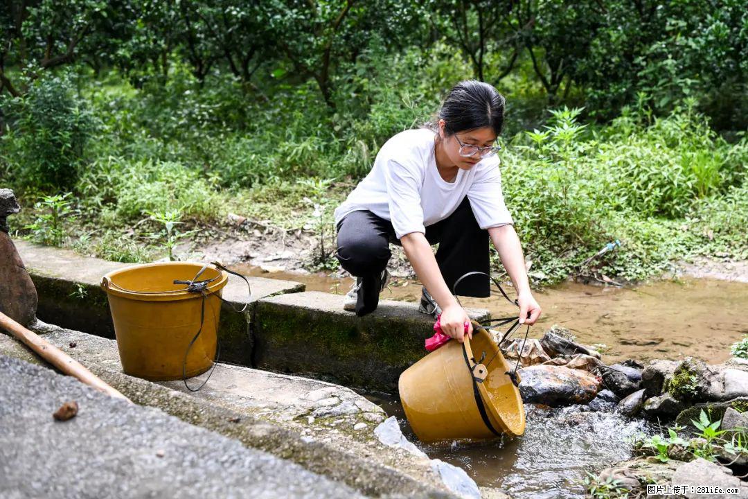 全网追的“扁担女孩”,找了一份暑假工,时薪12元 - 邢台生活资讯 - 邢台28生活网 xt.28life.com